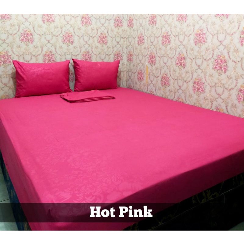 SPREI HOMEMADE POLOS EMBOS 180X200 160X200 GRATIS SARUNG BANTAL GULING KATUN ADEM TIDAK LUNTUR MURAH SPREI HITAM UNGU PINK