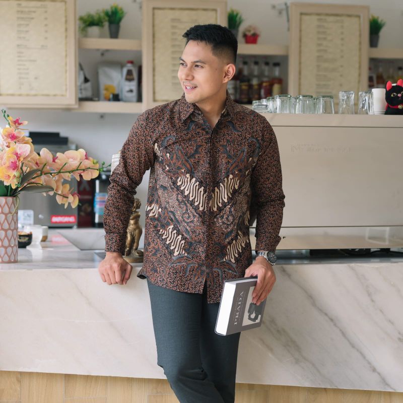 kusuma jaya batik pria Slimfit modern lapis furing lengan panjang