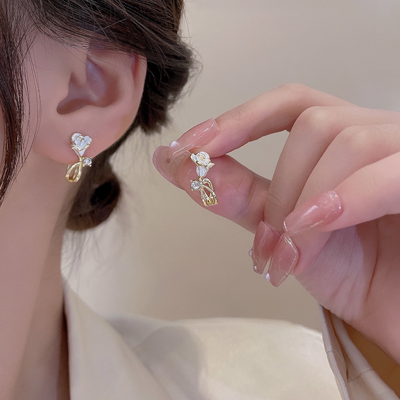 Anting Tusuk Bentuk Bunga Magnolia Kecil Bahan silver 925