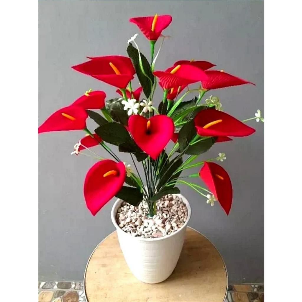 (SET POHON MERAH + POT) DAUN ANTHURIUM IMPORT / ARON PANDA BELUDRU / ARON BLUDRU TANAMAN HIAS POHON HIASAN RUANGAN TANAMAN PLASTIK HOME DEKORASI TANAMAN ARTIFICIAL