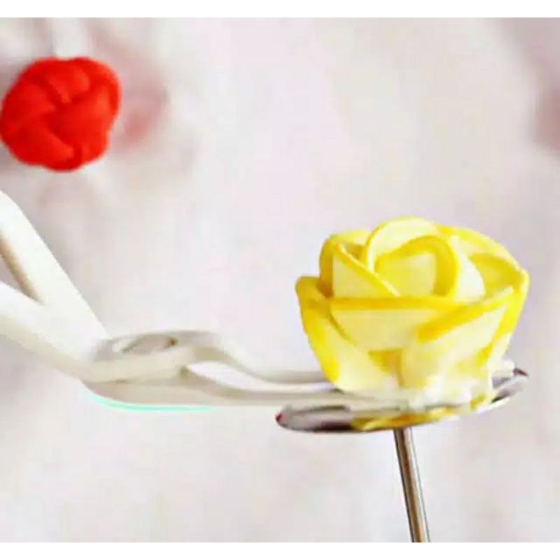 Gunting Mawar Butter Cream Flower Scissors Plastict DIY