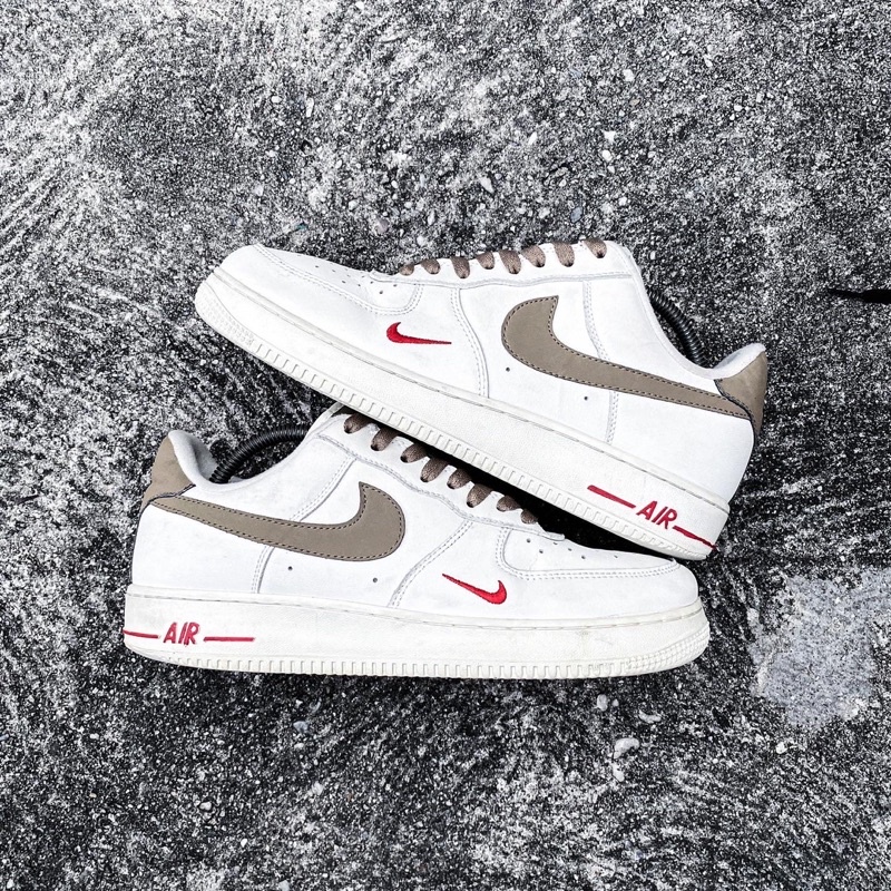 NIKE AF1 LOW PREMIUM WHITE BROWN