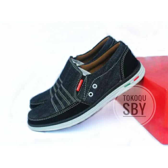 TERBARU SEPATU SANTAI KICKERS PRIA MURAH/SEPATU SANDAL CASUAL KICKERS 