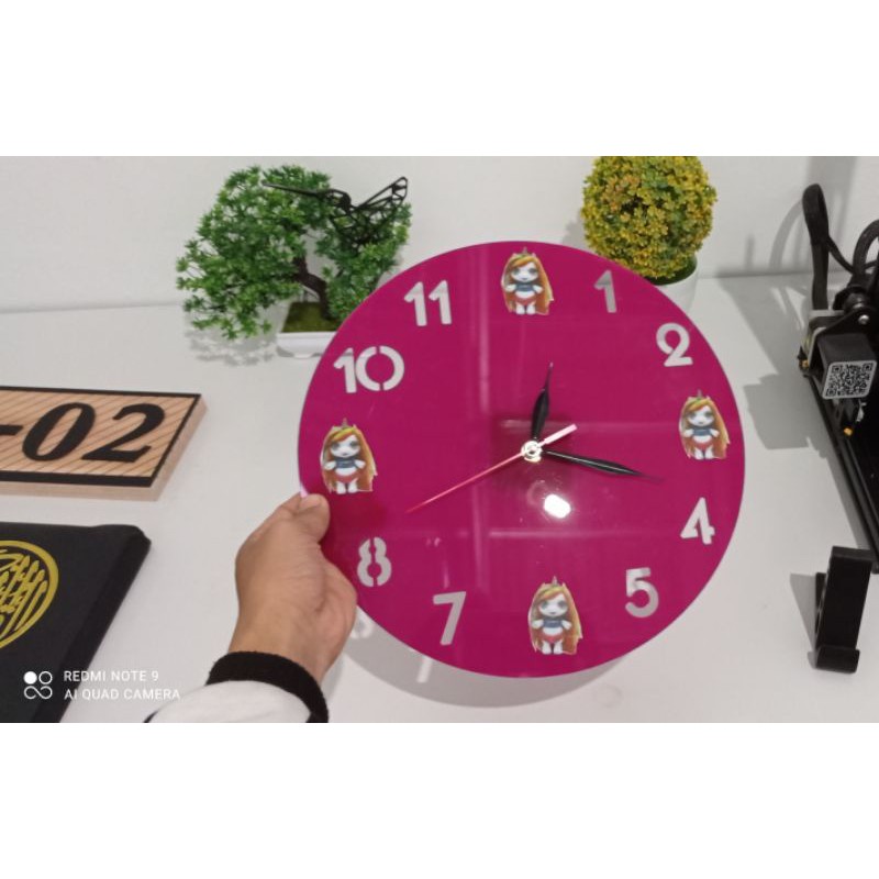 jam dinding karakter unicorn popsy