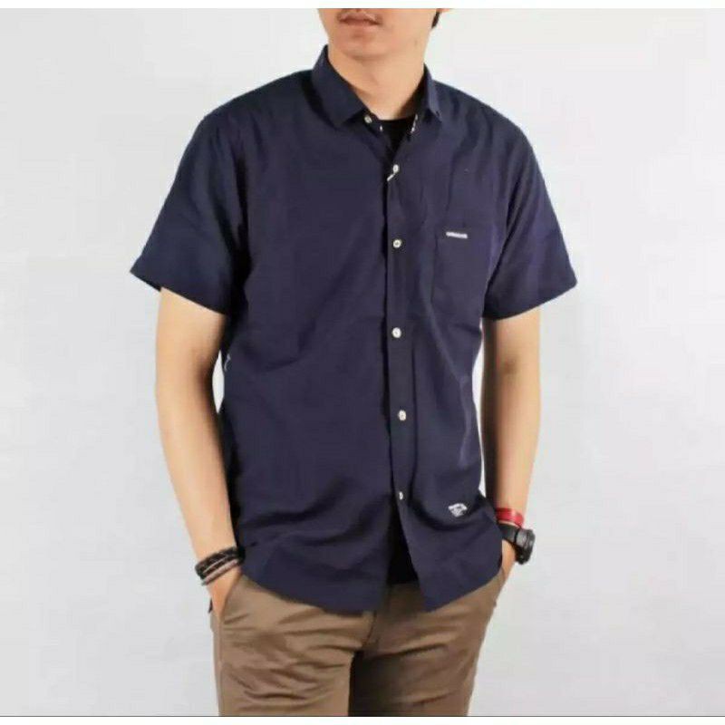 Kemeja Polos Lengan Pendek Pria Putih Merah Maron Hitam Navy Biru Dongker Kerah Shanghai Ciangi Slim