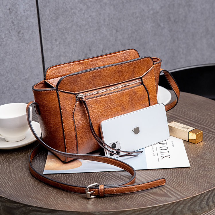 Tas Selempang Wanita Rinz Bag Fashion Import Kulit Sintetis Sling Bag Kekinian Berkualitas Traco