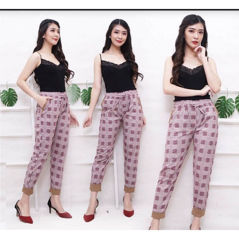 

Celana pensil kotak 001