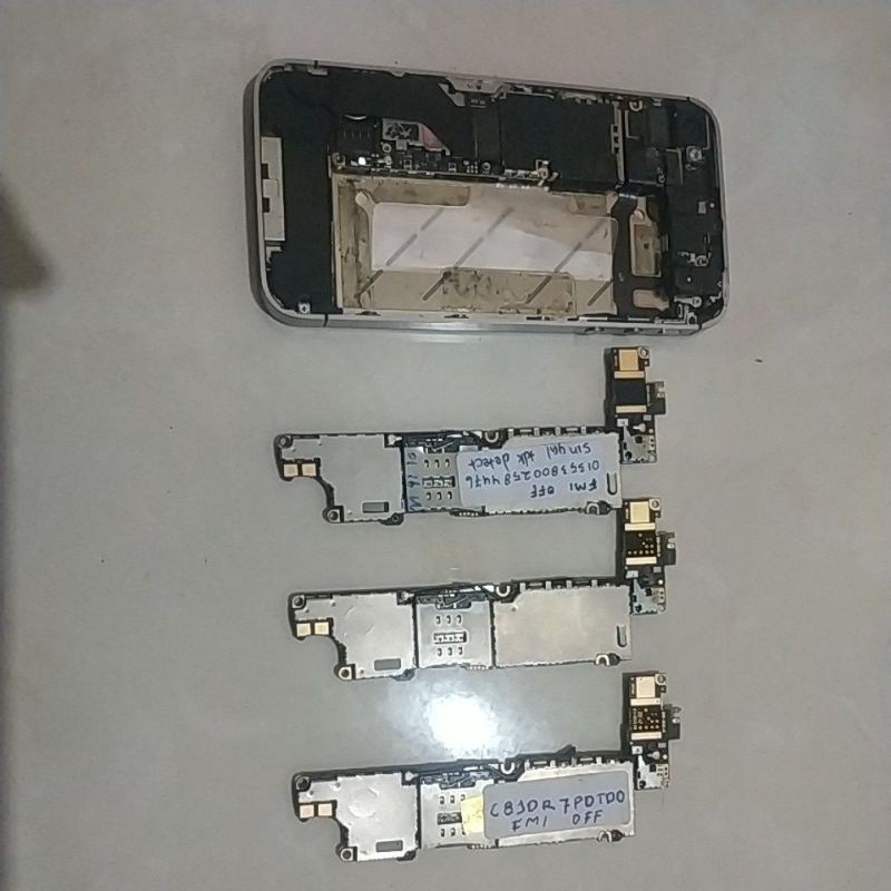 4 Buah Mesin Iphone 4S