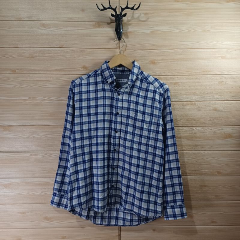 KEMEJA FLANEL Clothes Truck Size M Kode B20