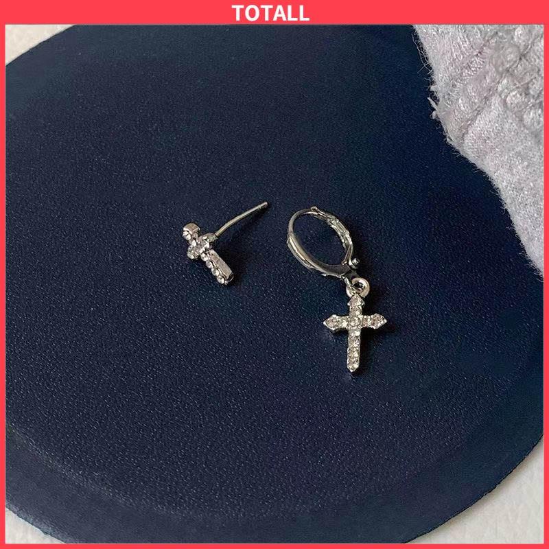 COD Anting Stud Asimetris Desain Salib Aksen Berlian Kilau-Totall