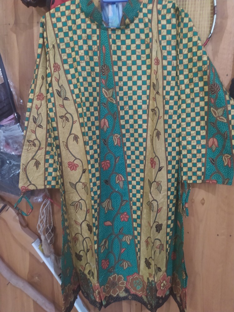 Tunik Batik Kembang Sinaran Hijau Dsc04200