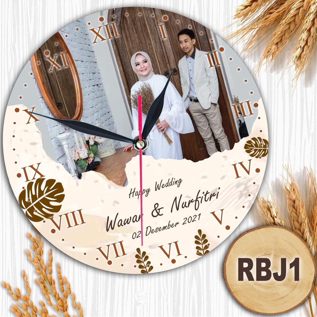 JAM DINDING KAYU CUSTOM NAMA FOTO HADIAH PERNIKAHAN UNIK KADO NIKAH NIKAHAN WEDDING ULANG TAHUN LUCU-RBJ1
