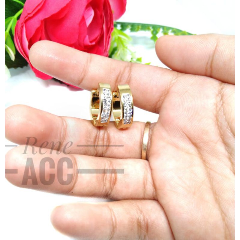 Anting Titanium Permata zircon mewah anti karat