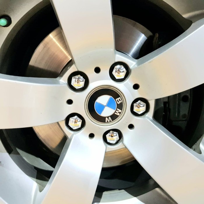 tutup baut roda CHROME 20 pcs mobil BMW