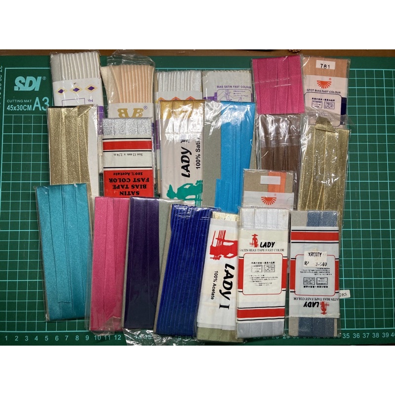 SALE DAPAT SEMUABACA DESKRIPSIBisban Isi/Bisban Kosong/Bias Tape Satin 12mm