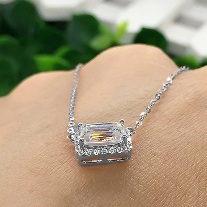 Kalung Liontin Bentuk Persegi Geometris Bahan Cubic Zirconia Untuk Wanita