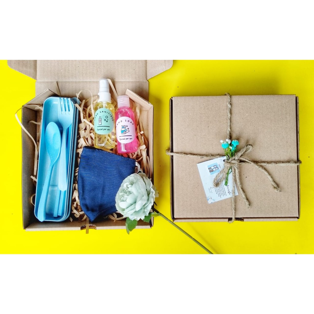 Hampers Souvenir Gift Pernikahan New Normal Kit - Masker Hand Sanitizer Hand Soap TERMURAH