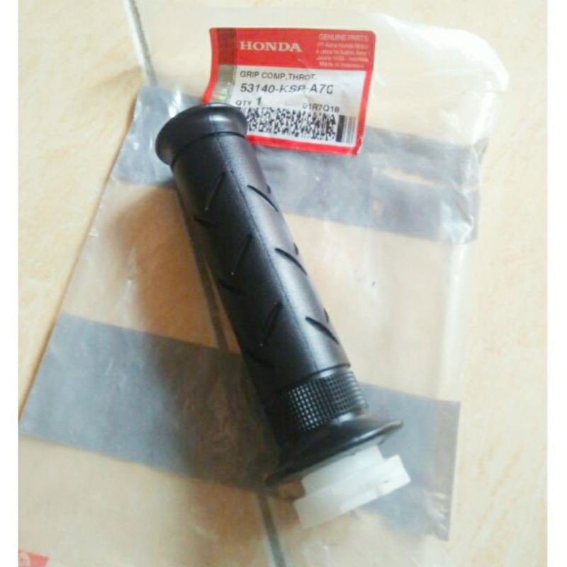 Karet Slop Stang Hand Grip R Comp Throttle Handfat Kanan New Megapro Asli HGP 53140-KSP-A70