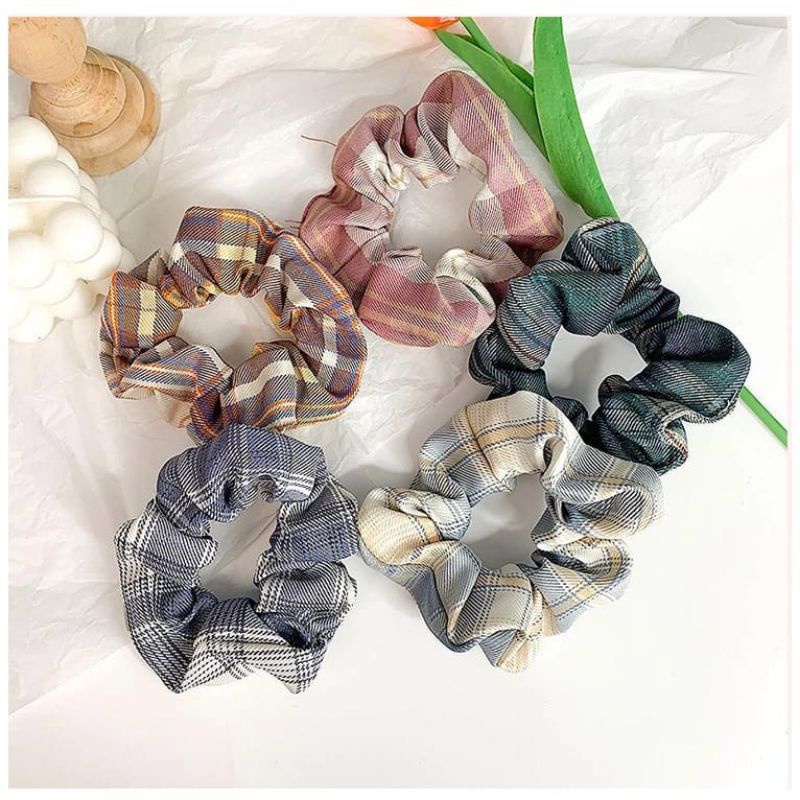 SCRUNCHIE IKAT RAMBUT ALA KOREA / RANDOM