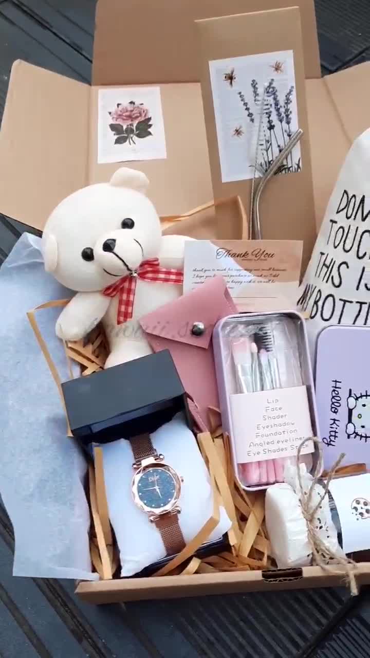 KADO ULANG TAHUN CEWEK PACAR / HADIAH ANNIVERSARY / KADO WISUDA