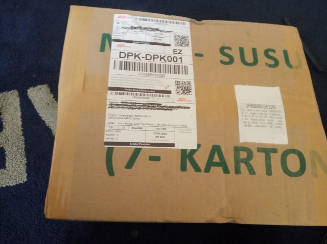 Corong Air / Corong Minyak Plastik Kecil Tanggung