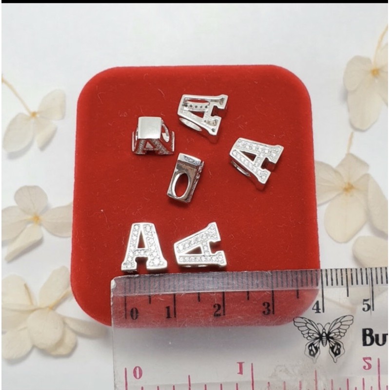 Liontin abjad liontin inisial liontin huruf A liontin perak 925 lapis emas putih