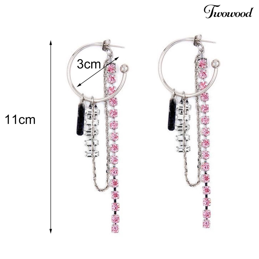 1 Pasang Anting Rantai Rumbai Bentuk C Aksen Berlian Imitasi Warna Pink Untuk Wanita