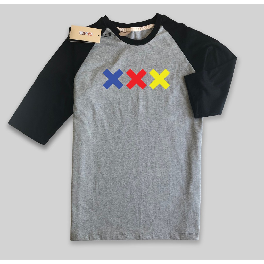 Kaos Raglan Anime vTuber Kaguya Luna Logo