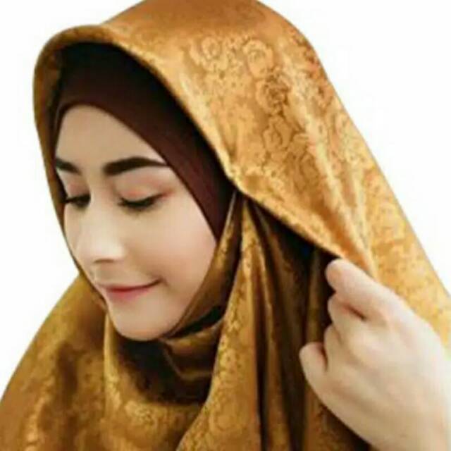 Jilbab segi empat saten /motif jaguar