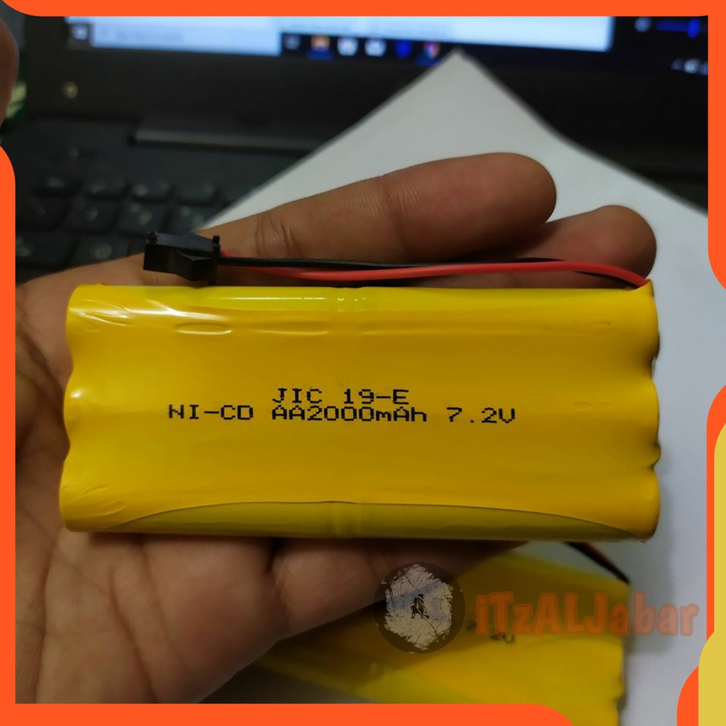 Baterai Mobil remot RC Nicd 2000mAh 7.2V soket Hitam