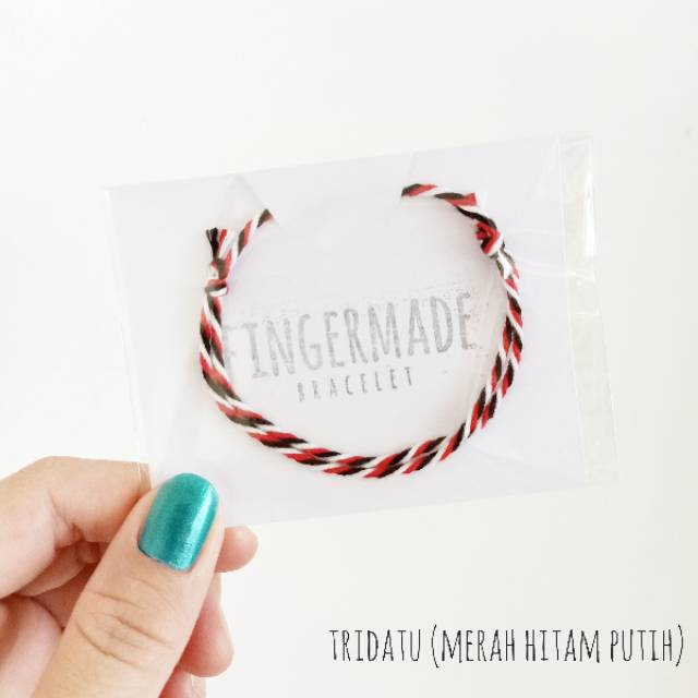 Fingermade Gelang Tridatu Tipis Benang Katun