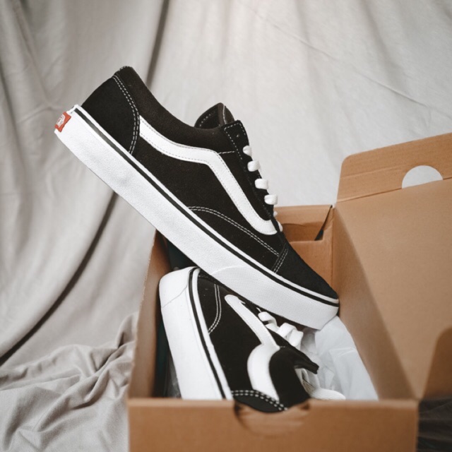 harga vans old skool black white original