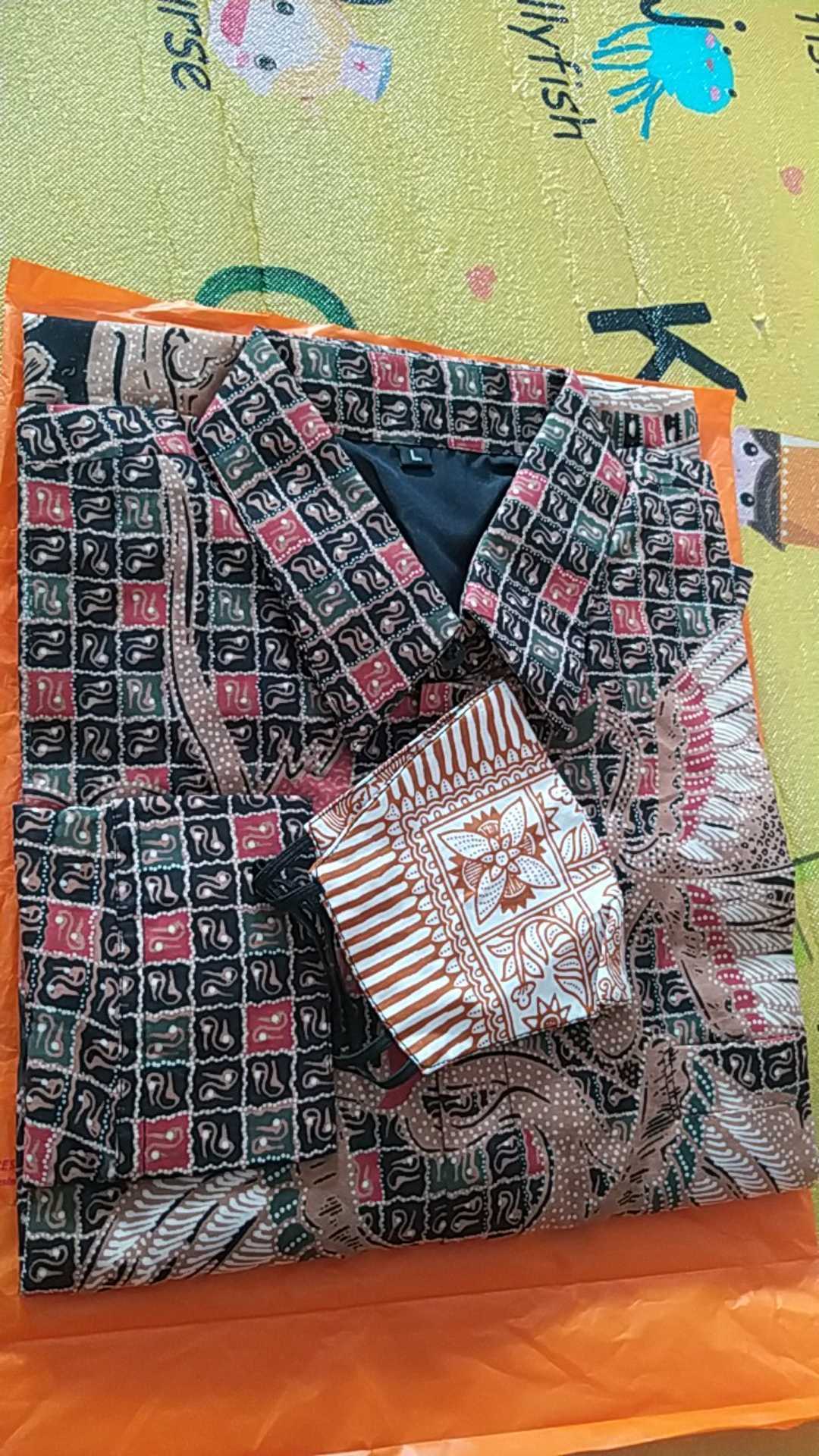 Batik Halus Kemeja Batik Tulis Baju Batik Pria Lengan Panjang Premium Kerja Kondangan Terbaru Cod