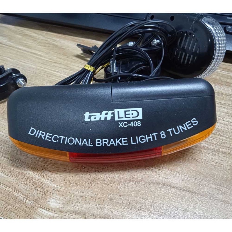 Lampu sepeda Rem Sein klakson 7 Led Taffled XC-408