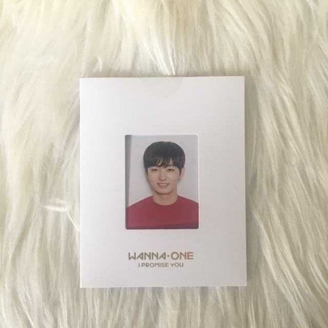 WANNA ONE official MD package (id photo + frame YOON JISUNG) free lipcard jisung