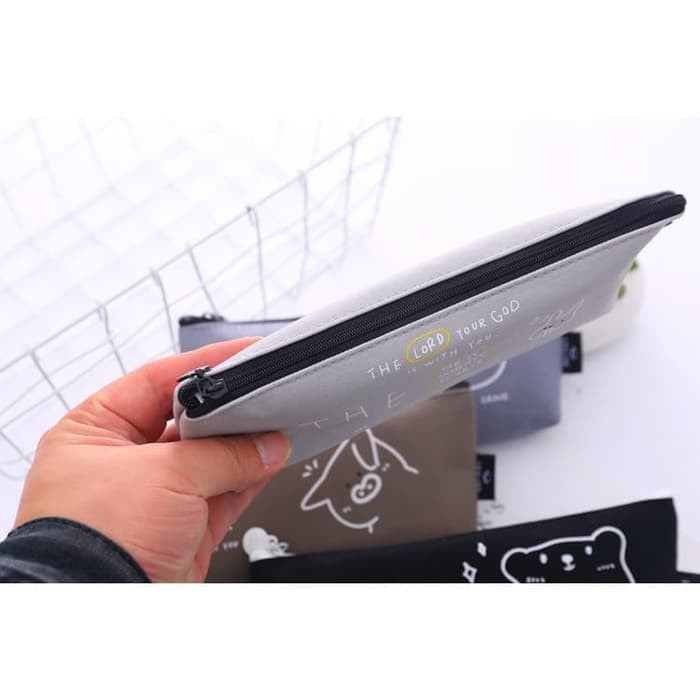 

Grosir TP0068 Tempat Pensil Animal Poem / Tempat Kosmetik - BROWN Elegan