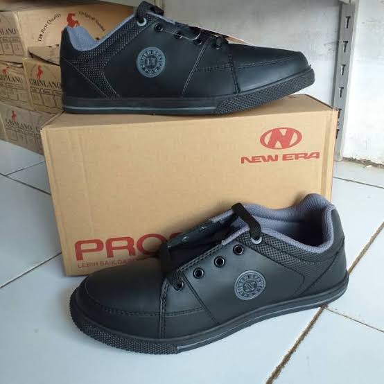 Sepatu sekolah New era Bartolini size 38-43