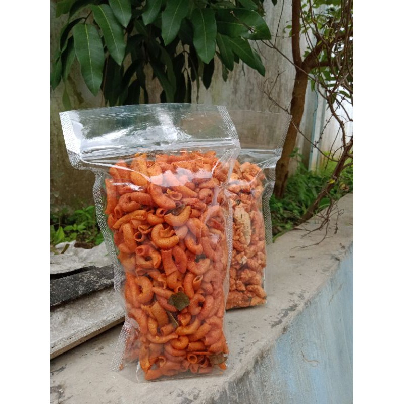 

Makaroni pedas gurih /250gr / bisa COD