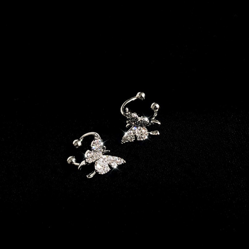 Anting Gantung Panjang Tusuk Gaya Korea Motif Geometri Aksen Hollow Untuk Perhiasan Wanita-16 【Ear Clips】