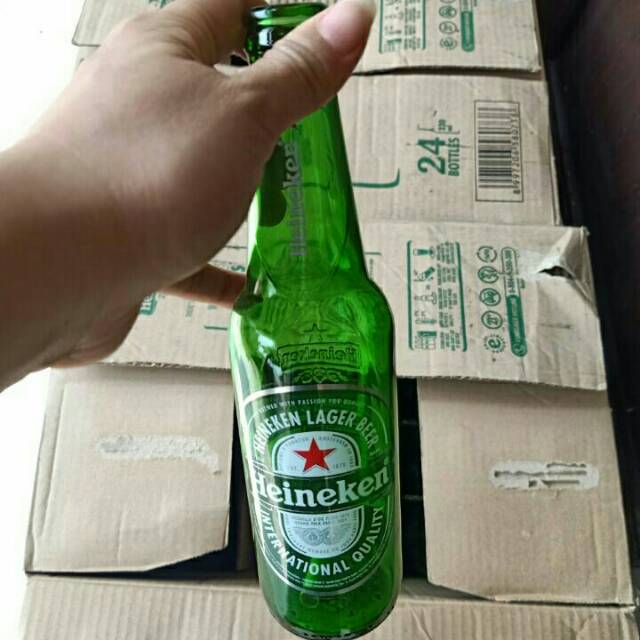Botol bir bekas heineken