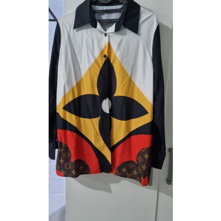 Preloved Baju kemeja Louis Vuitton wanita murah