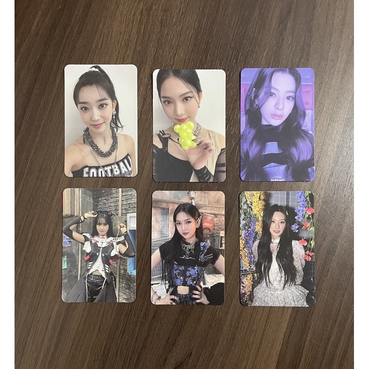 STAYC Photocard & AR Photocard - Young-Luv.Com