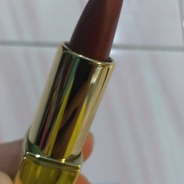 lipstik inez