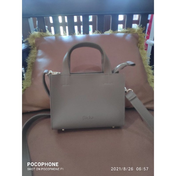 preloved MM 35 Flicka Taupe