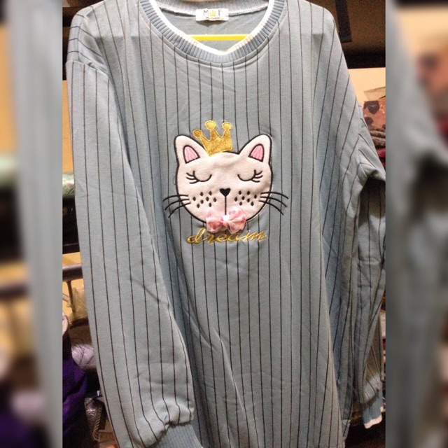 Sweater MF gambar kucing