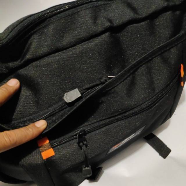 Tas selempang laptop notebook distro  outdoor pack