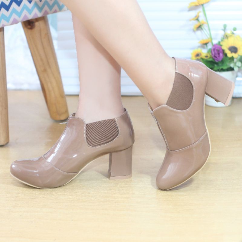 Boots heels SBR 704L