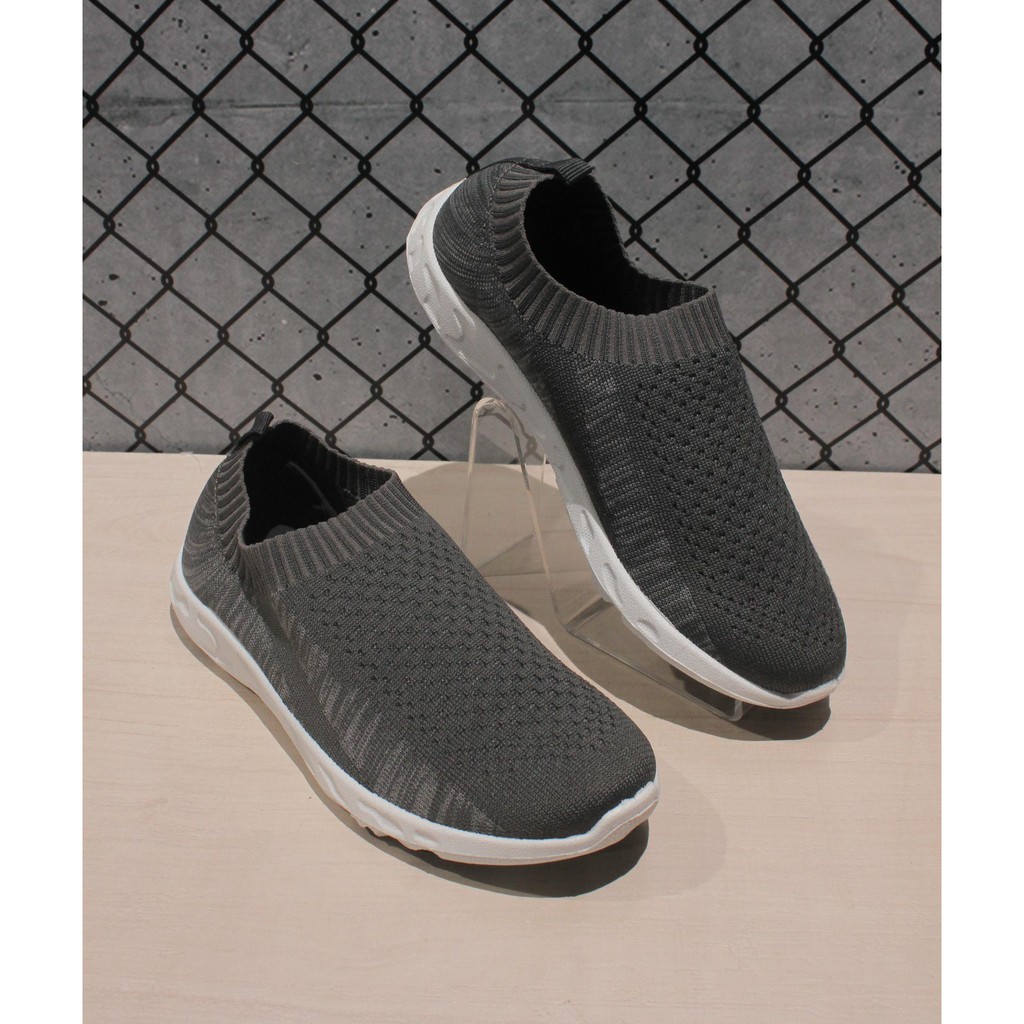 SEPATU WANITA / BP SEPATU BROOKLYN ABU SANTIKA / 8107941 / SEPATU SPORT / SEPATU SNEAKERS