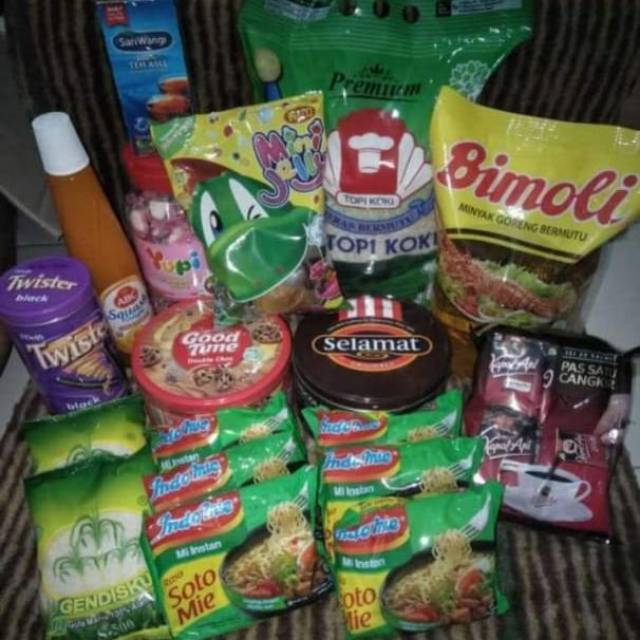 

Paket sembako murah