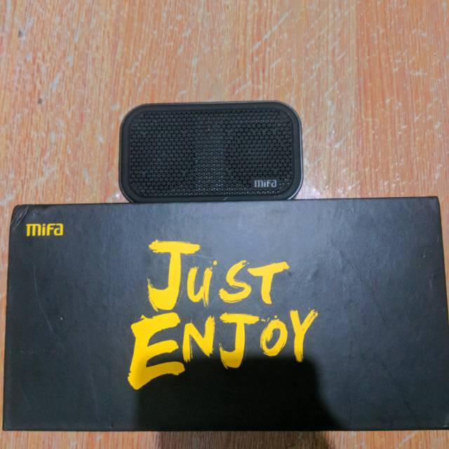 Speaker Bluetooth Portable Mifa M1